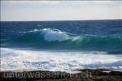 Hohe Wellen an der Playa Paraiso (Teneriffa, Kanarische Inseln) - Waves at Playa Paraiso (Tenerife, Canary Islands)
